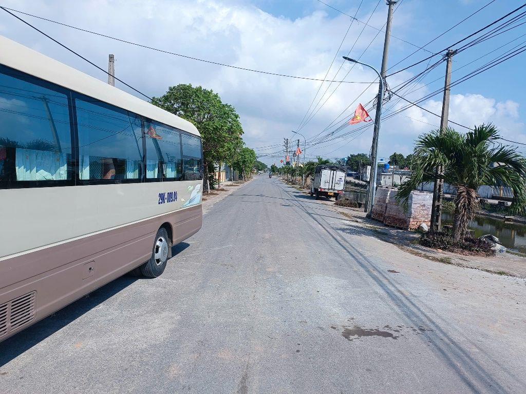 Bán gấp 300m2 đất sát khu CN Vsip chỉ 8trm2 