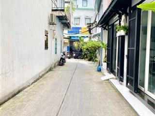 Bán nhà 1/ lê hồng phong q10, 3 tầng đúc kiên cố, nhỉnh 6 tỷ có bớt lộc
