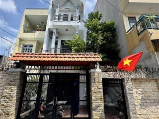 Biệt thự 120m2  3 tầng  5 pn  xe hơi đậu  8.x tỷ tl
