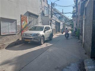 Hẻm xe hơi thông  nhà chính chủ 3 tầng  4x15  5 pn  thương lượng