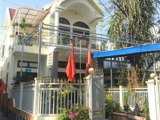 Biệt thự q12  lô góc 2 mặt tiền  171m2  thương lượng