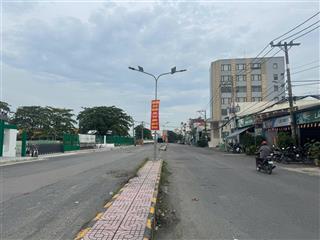 Mặt tiền thới an  q12  4.3m x 15m x 5 tầng  thương lượng   ngay