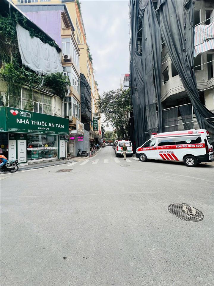 Còn sót lại một thửa đất kim cương giữa ba đình 225m² mặt phố yên ninh mt khủng 13.7m giá 125 tỷ