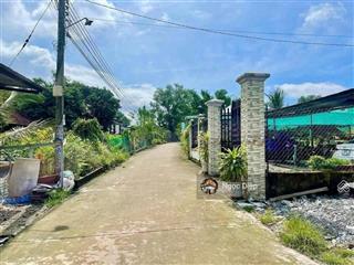Lô đất hẻm 1/ ở ấp 3 , an phước,long thành dt 123m2, giá hơn 2 tỷ, có 1 phần tc, sr