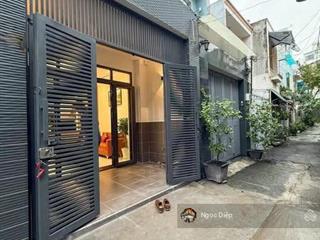 Con đi du học ra gấp nhà ở p10,quận 10 50m2, 1t1l, giá hơn 3 tỷ, sổ sẵn, có tc, cho thuê 8tr/th
