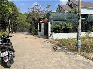 Bán đất trả nợ ở chánh phú hòa, bến cát, 133m2, có tc, cách chợ chánh lưu 100m, đ tư lợi nhuận cao