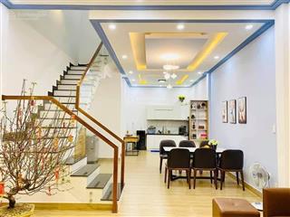 Kẹt tiền bán nhà đường đồng đen p. 14 tân bình, 60m2.  vân xem ngay
