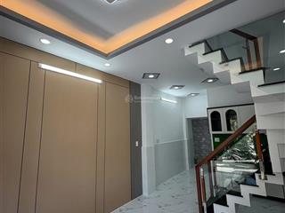 Kẹt tiền bán nhà đường huỳnh văn bánh phú nhuận 70m2 giá 3ty220  vân xem ngay