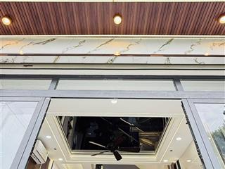 Chủ bán gấp nhà đường lê quang định bình thạnh 70m2 giá 3ty450  vân xem nhà ngay