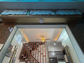 Chỉ hơn 6 tỷ có ngay nhà 48m2 xây 5 tầng phố láng hạ, nhà đẹp thang máy xịn.