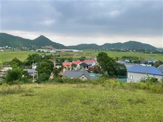 Bán lô đất đường vào hồ cố đụng
* diện tích 3494m, trong đó có 800 thổ cư, thực tế hơn 6000m