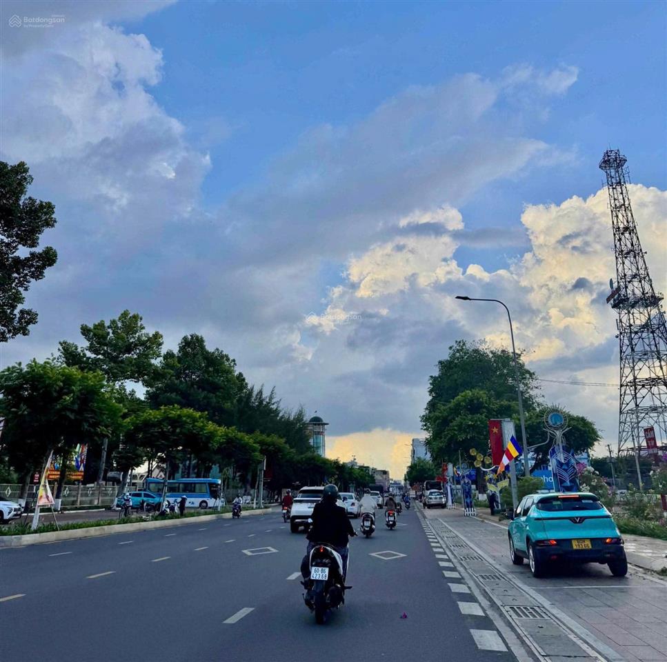 Bán đất 400m2 đường điểu xiển gần vành đai 2 long khánh