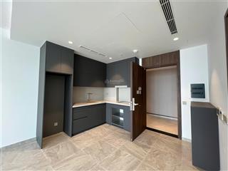 Bán căn 1pn  47m2 ngay vòng xoay cống quỳnh, quận 1.  0909 920 ***