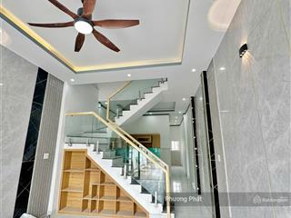 Bán gấp nhà 1 trệt 1 lầu sổ riêng thổ cư 100% gần bệnh viện da liễu, tt 500tr nhận nhà ở ngay