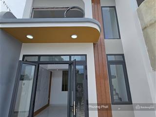 Bán gấp nhà 1 trệt 1 lửng đúc sân xe hơi ngay cuối đường đồng khởi, cách go bigc chỉ 10 phút đi xe