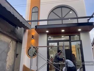 Bán gấp nhà 1 trệt 1 lửng sổ hồng riêng thổ cư 100% gần ngã 4 quang thắng, tt 700tr nhận nhà ở ngay