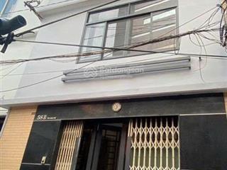 Cách mặt tiền 1 căn  lê văn sỹ, phường 12, quận 3  ngang 4,3m  2 lầu