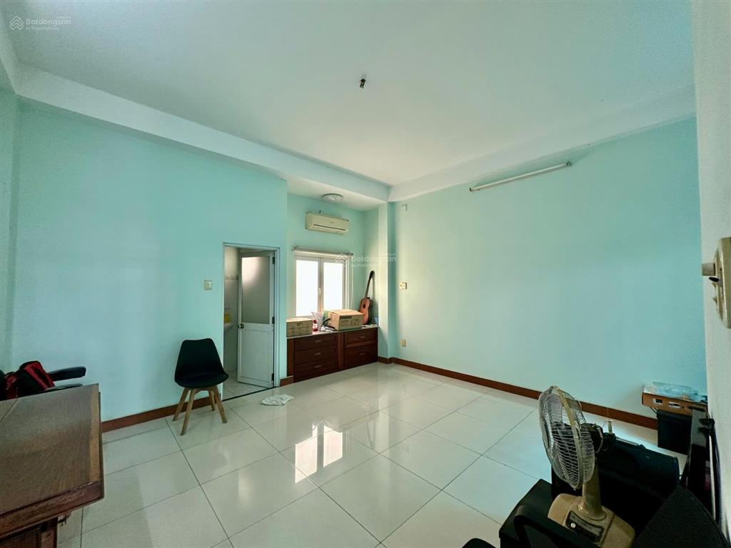 Bán gấp hẻm nhựa 4m nguyễn kiệm, p4, phú nhuận  4,5x23m  2 tầng  giá giảm về 11,2 tỷ