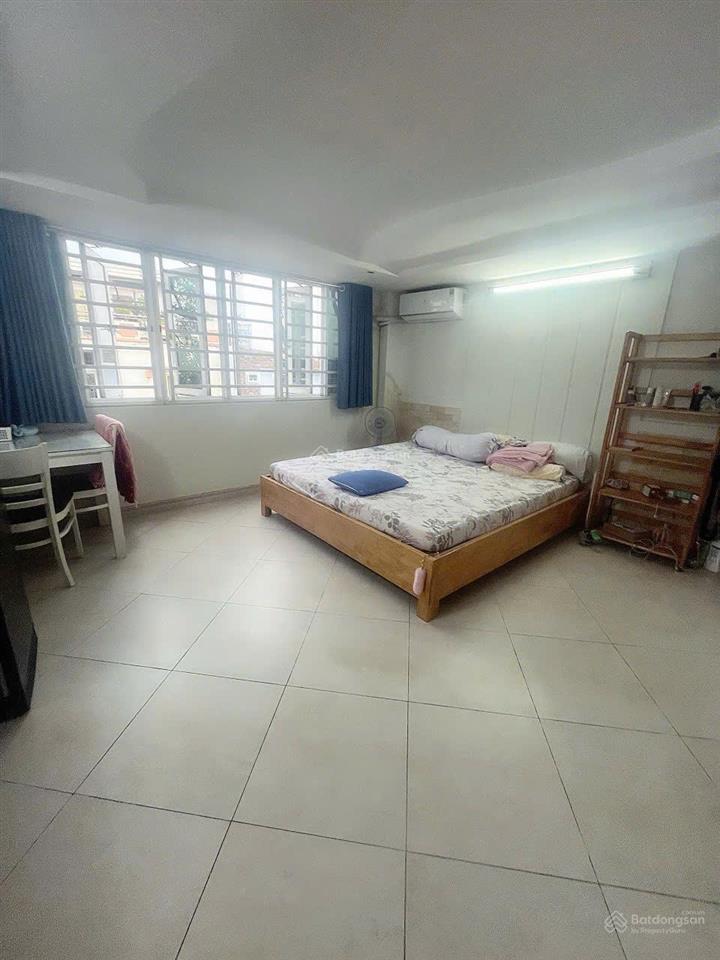 Bán nhà 4 tầng view trường sa, q.3 chỉ 6tỷ hơn