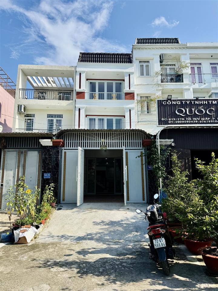 Căn nhà chill view sông 2 lầu, 4pn gần chợ, gần gò vấp