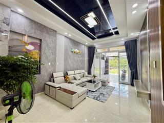Nhà dài hiếm có tx33 q12 4x22m, sân ô tô, full tiện ích gần chợ thạnh xuân