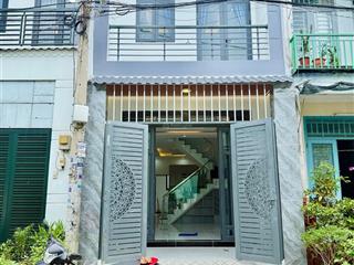 63.7m2 nhà shr có 2 ban công gần chợ thạnh xuân q12
