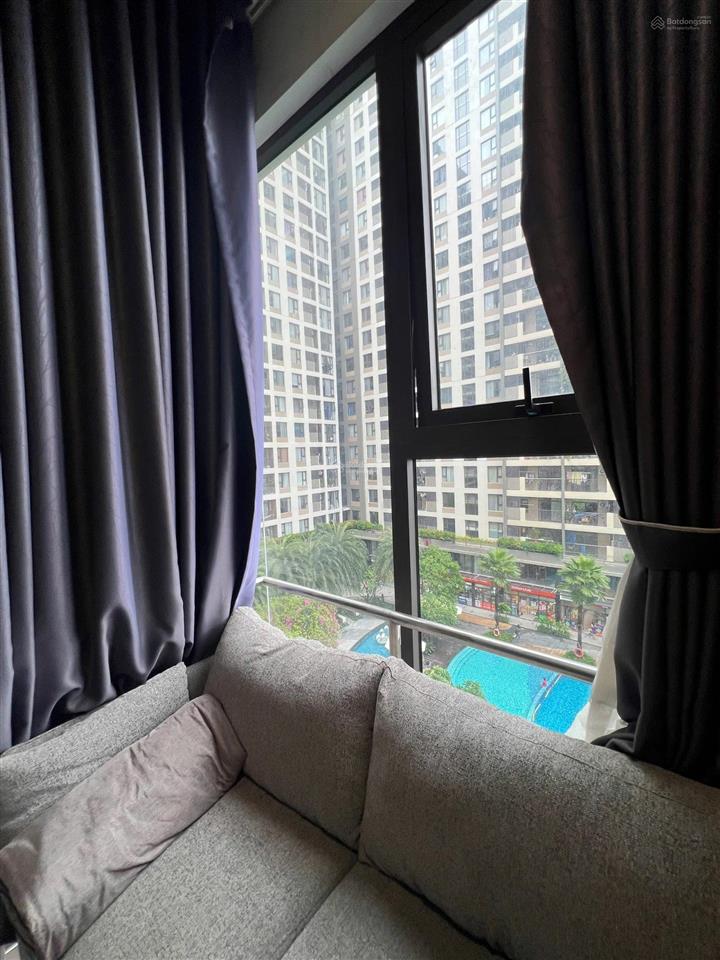 Cần bán gấp căn hộ jamila khang điền, 100m2, 3pn, full nội thất, view hồ bơi