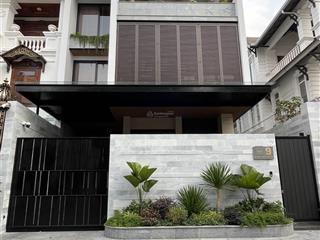 Cho thuê biệt thự 10x20m, 1 hầm 2 lầu, 5 phòng giá 60tr/ tháng an phú, quận 2