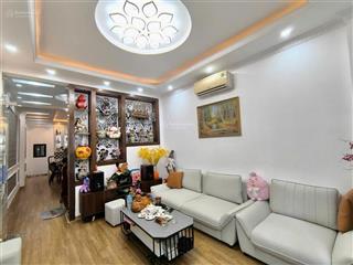 Siêu phẩm tư đình dt 50m2, 5 tầng, 2 gara ô tô vào nhà, sát phố, gần aeon mall giá nhỉnh 13 tỷ.