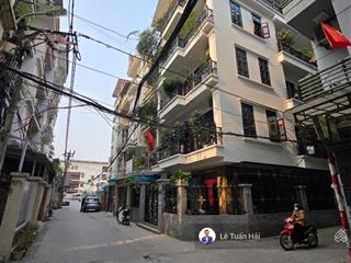 Siêu phẩm trần quốc hoàn, 6 tầng, thang máy, lô góc ô tô tránh, tặng nội thất 3 tỷ