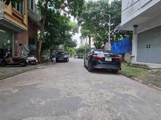 Bán nhà phân lô kiều mai, 2 mặt ngõ vỉa hè, ô tô tránh, vào nhà, giá tốt