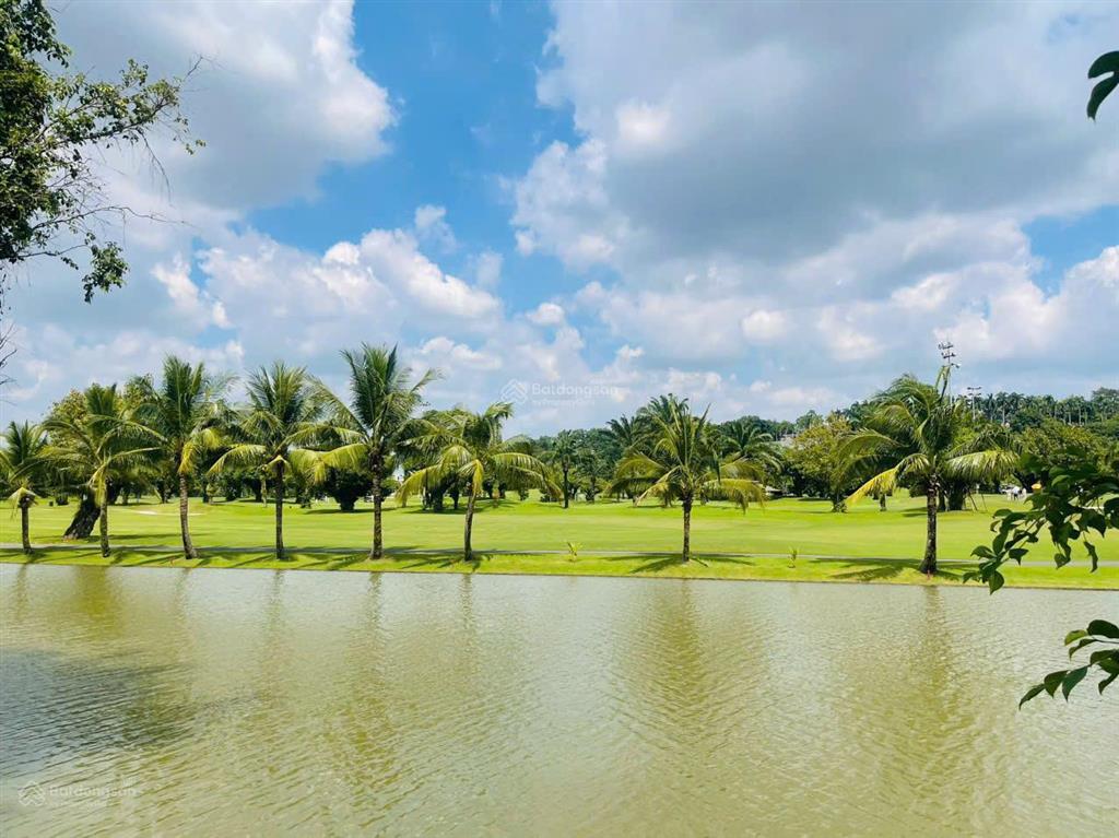 Nền biệt thự view kênh khu trung tâm phú gia dt 240m2 giá chỉ 4,6 tỷ bao hết thuế phí, có sổ sẵn