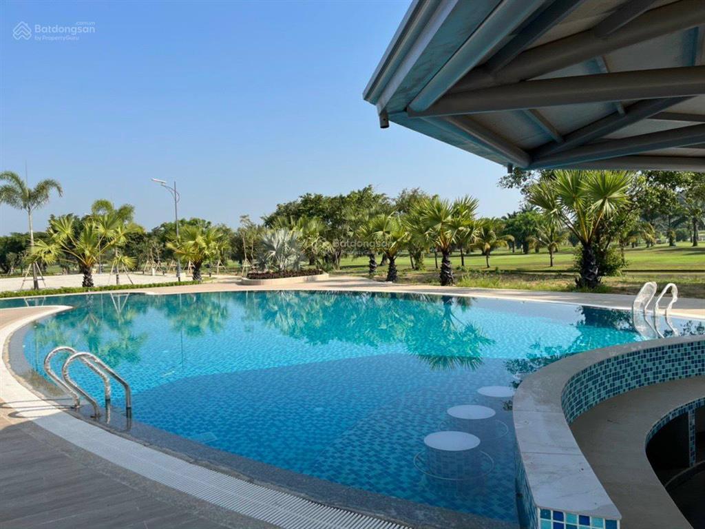 Nền biệt thự view kênh khu trung tâm phú gia dt 240m2 giá chỉ 4,6 tỷ bao hết thuế phí, có sổ sẵn