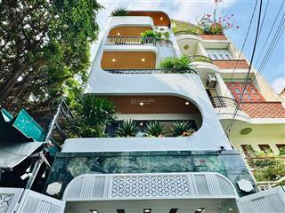 Nhà mới dọn ở liền ngay đường quốc hương, q2  7,25tỷ / 80m2. sổ chính chủ. xe hơi trong nhà
