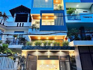 Sát lotemart đường nguyễn thị thập, q7  giá 4,79tỷ/80m2. đường 8m xe hơi. 1 trệt 3 lầu. sổ riêng