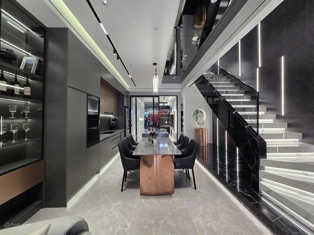 Cách park mall chỉ 1 phút nằm ngay phạm thị tánh, q8, 108m2, đường 8m xe hơi tận cửa