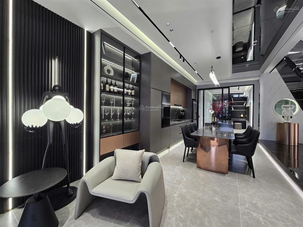 Cách park mall chỉ 1 phút nằm ngay phạm thị tánh, q8, 108m2, đường 8m xe hơi tận cửa