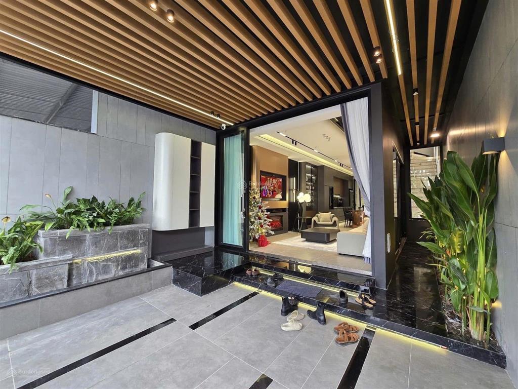 Cách park mall chỉ 1 phút nằm ngay phạm thị tánh, q8, 108m2, đường 8m xe hơi tận cửa