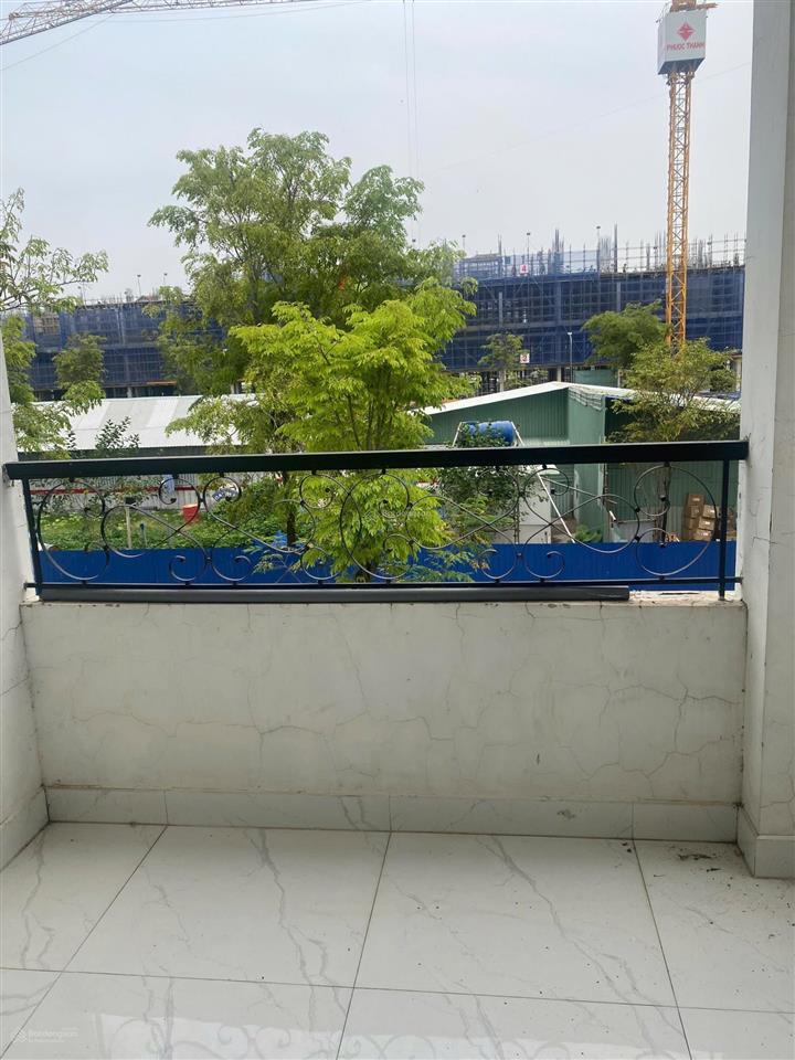 Cho thuê nhà phố view công viên tại thăng long home hiệp phước, 16 triệu/th, 115.2m2, hàng hiếm!
