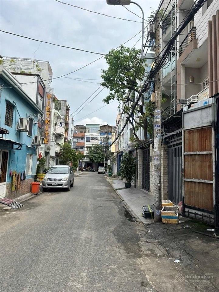 Bùi đình tuý  bình thạnh, 4,5x10 chỉ nhỉnh 6tỷ , 2 phòng ngủ  sơn mới ở được ngay