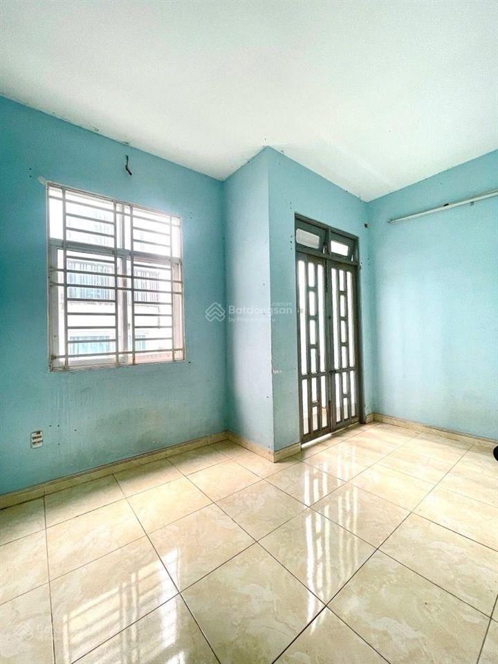 Bùi đình tuý  bình thạnh, 4,5x10 chỉ nhỉnh 6tỷ , 2 phòng ngủ  sơn mới ở được ngay