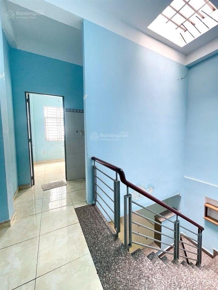 Bùi đình tuý  bình thạnh, 4,5x10 chỉ nhỉnh 6tỷ , 2 phòng ngủ  sơn mới ở được ngay