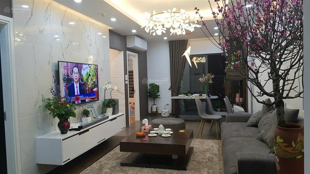 Chính chủ cần bán nhanh căn 68m2 2pn, 2wc tại cc goldsilk complex 430 vạn phúc, hà đông gía 5tỷ6