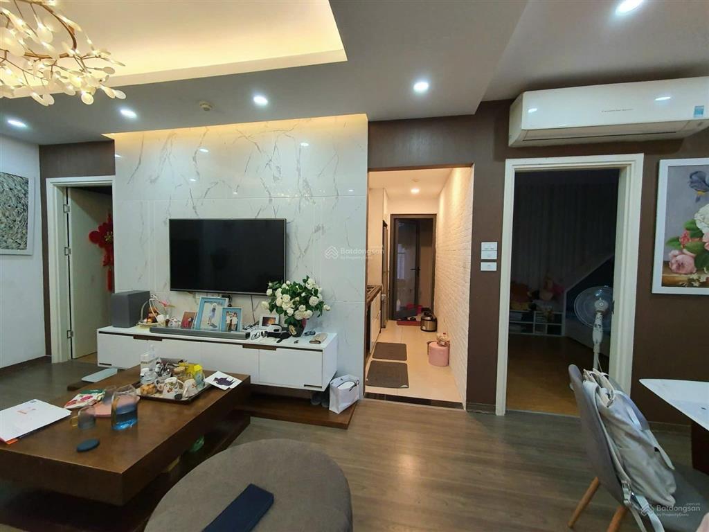 Chính chủ cần bán nhanh căn 68m2 2pn, 2wc tại cc goldsilk complex 430 vạn phúc, hà đông gía 5tỷ6