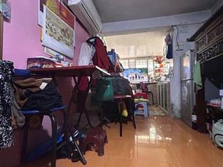 Bán nhà mặt phố lõi đống đa  lô góc, 5 tầng, siêu hiếm, chỉ 4,35 tỷ  0922 563 ***