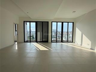 Căn hộ tầng cao  3pn,2wc  diện tích 152m2  view landmark  ascent lakeside, q7.