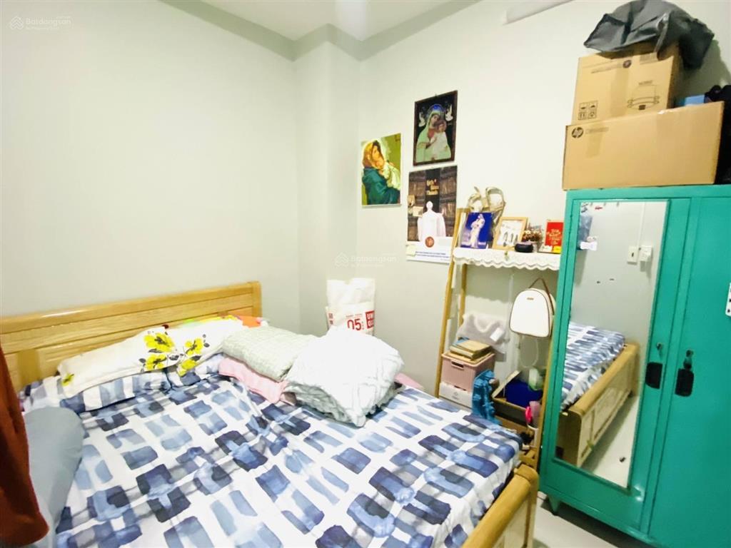 Giảm 1tỷ5 bán gấp nhà 3 tầng 71m2 hxh rộng 10m sát nhà ngay phan văn trị  chỉ 4,5 tỷ tl