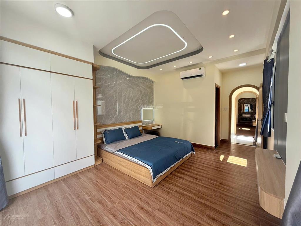 Hxh trước nhà 8m gần phạm văn đồng 52m2 vuông a4 2 tầng btct 3pn  full nội thất chỉ 7 tỷ 5 tl