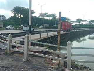 Bán gấp đất ngõ 253 nguyễn văn linh, long biên, sổ đỏ vuông