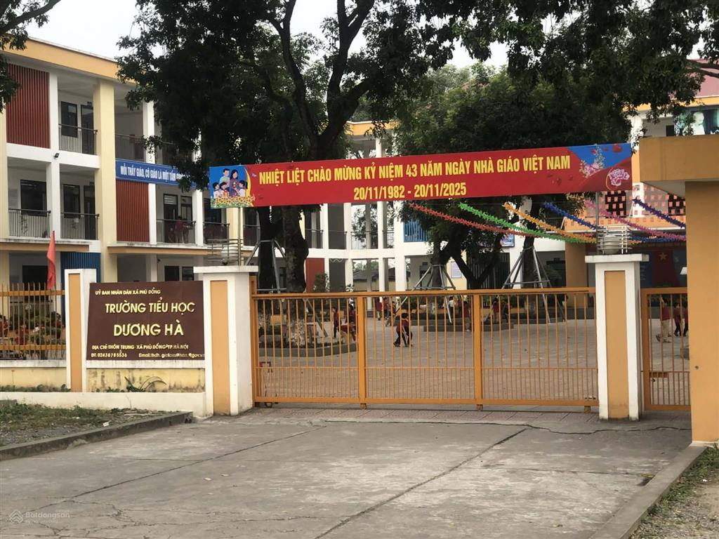 Đường vỉa hè ô tô tránh lô góc 75m2 mt 5m, sổ đỏ vuông vip